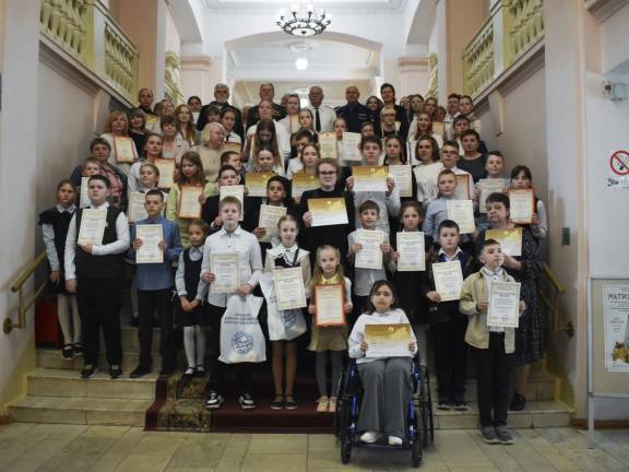 15 января дан старт Всероссийскому конкурсу творческих проектов учащихся, студентов и молодёжи "Моя семейная реликвия"