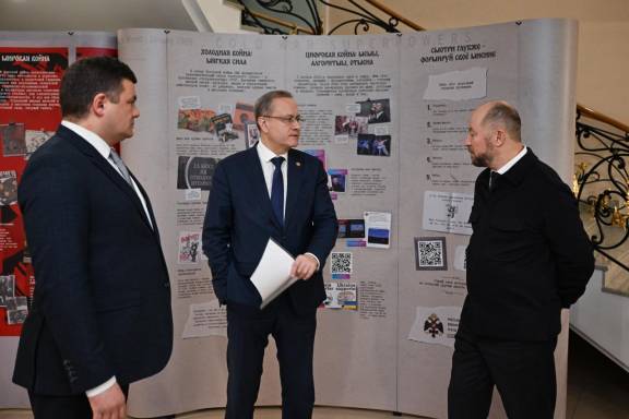 В Казанском Кремле РВИО Татарстана представило экспозицию «Антифейки» и программу «Защитники Отечества»