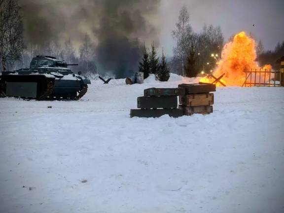 Военно-патриотический праздник "В БОЯХ НА СМОЛЕНСКОЙ ЗЕМЛЕ"