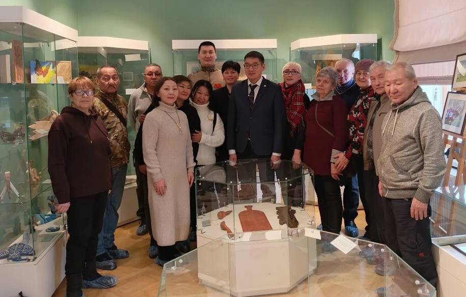 Делегация представителей Республики Саха посетила Музейно-культурный центр в Шимском районе Новгородской области