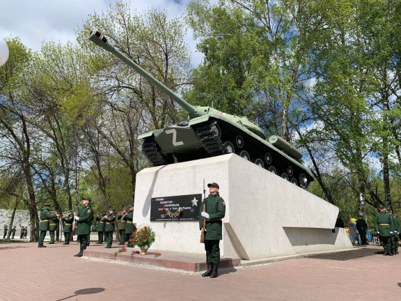 В Ульяновске два памятника-танка получили статус выявленных объектов культурного наследия.  Соответствующее распоряжение подписал Председатель  Правительства Ульяновской области Геннадий Спирчагов