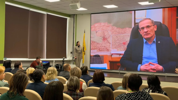 В Благовещенске прошел региональный форум учителей истории