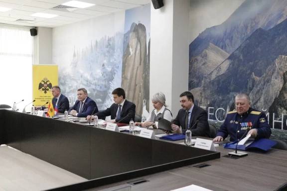 7 апреля 2026 года прошел попечительский совет регионального отделения РВИО в Красноярском крае под председательством Губернатора Красноярского края Котякова М.М.