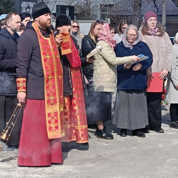 На Мемориале павших почтили память участников специальной военной операции