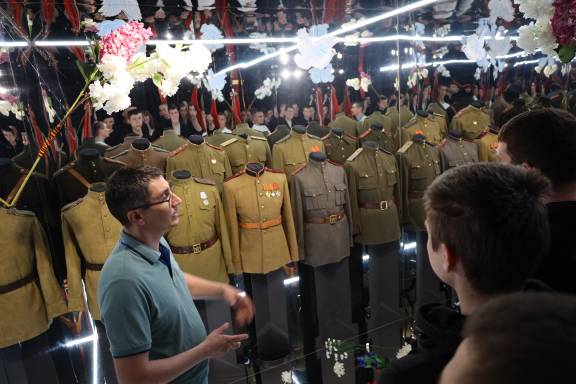 В музее-диораме «Курская битва. Белгородское направление» открылась выставка «Победный май»