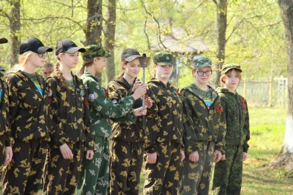 Состоялась традиционная легкоатлетическая эстафета «Дорога к Вечному огню»