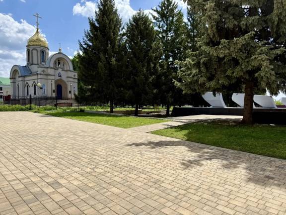 Активисты Белгородского регионального отделения РВИО продолжают уборку мемориальных мест
