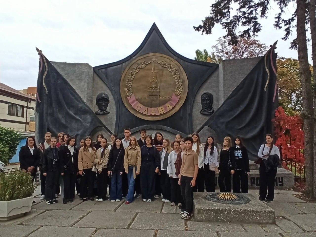 «Дорогами войны»: экскурсия РО РВИО СК для активистов «Движения Первых»