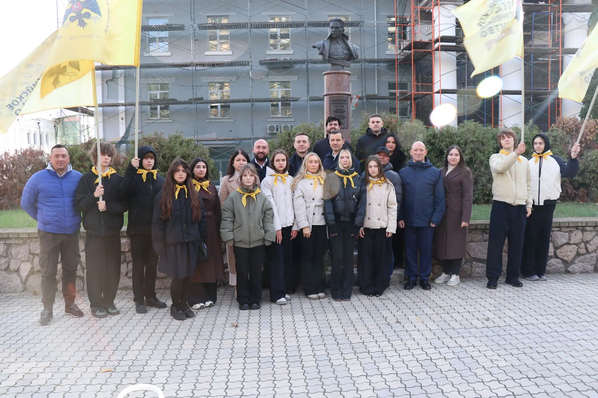В Донецке почтили память легендарного советского разведчика Павла Судоплатова
