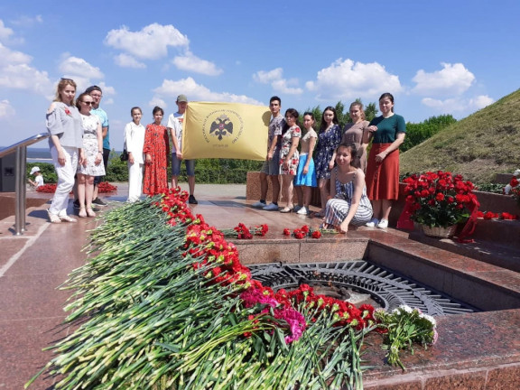 ПОЧЕСТИ ГЕРОЯМ-ОСВОБОДИТЕЛЯМ