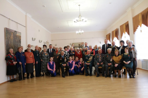 АЛЕКСЕЙ АНОХИН ПОЗДРАВИЛ ВЕТЕРАНОВ ВОЙНЫ И ТРУДА С НАСТУПАЮЩИМ ДНЁМ ПОБЕДЫ