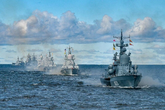 Выставка «Нам нужны такие корабли на море» ко Дню Военно-морского флота России