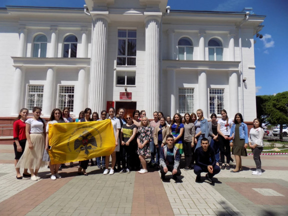 В Ставрополе изучают историю военной медицины на экскурсионном автобусе