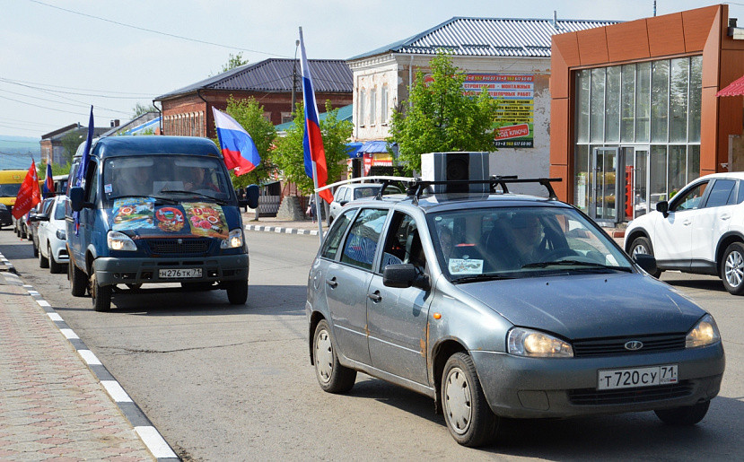 В Тульской области прошел автопробег по местам боевой славы