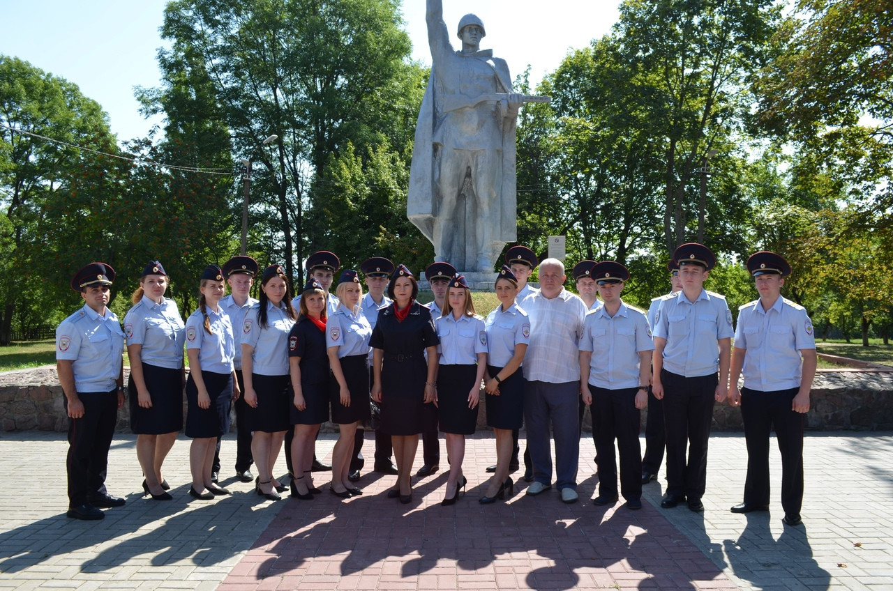 МОЛОДЫЕ СОТРУДНИКИ ПОЛИЦИИ ПОСЕТИЛИ МЕСТА КУРСКОЙ БИТВЫ