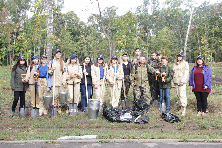 В Туле прошел региональный этап Всероссийской акции «Школа Эколят: Островки Памяти, Мужества и Славы»