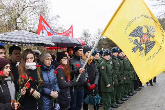 В Краснодаре торжественно отметили День Героев Отечества