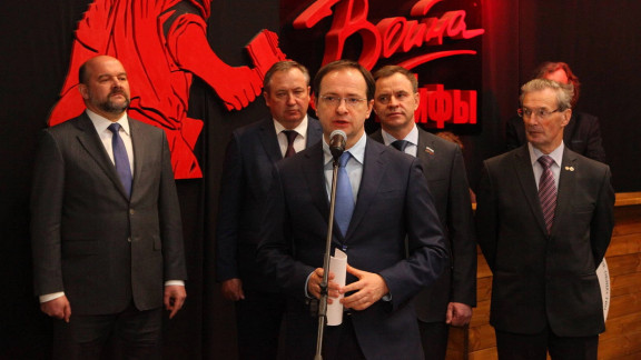 В Архангельске открылась уникальная выставка «Война и мифы»