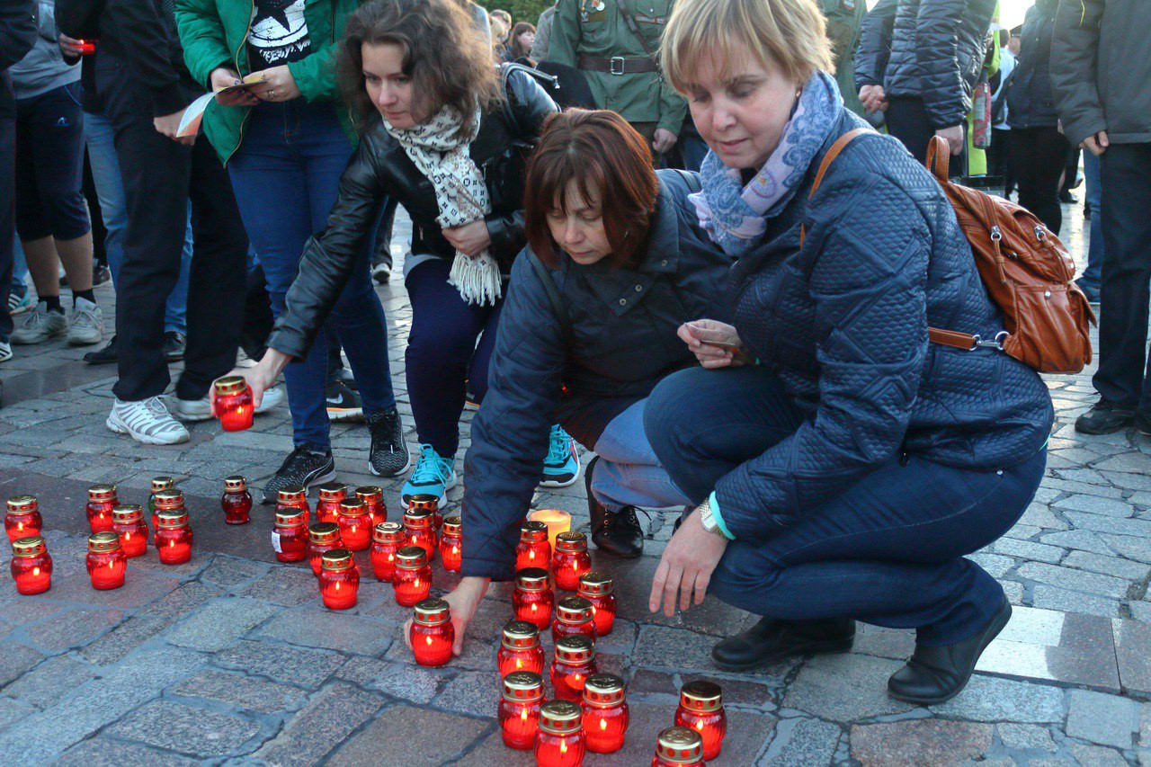 Акция "Свеча памяти" в День памяти и скорби