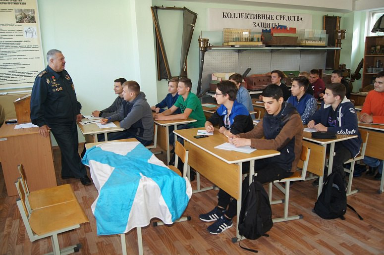 В Туле молодежи рассказали о Днях воинской славы России