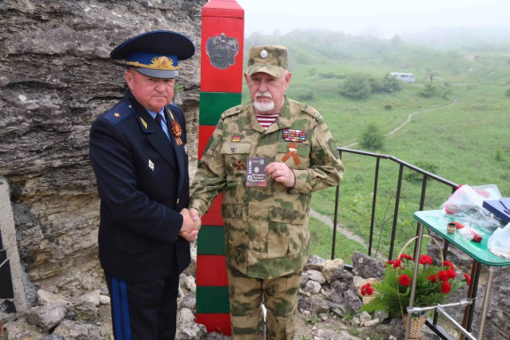 Ваше мужество в нашей памяти: ко дню рождения Е.А. Родионова