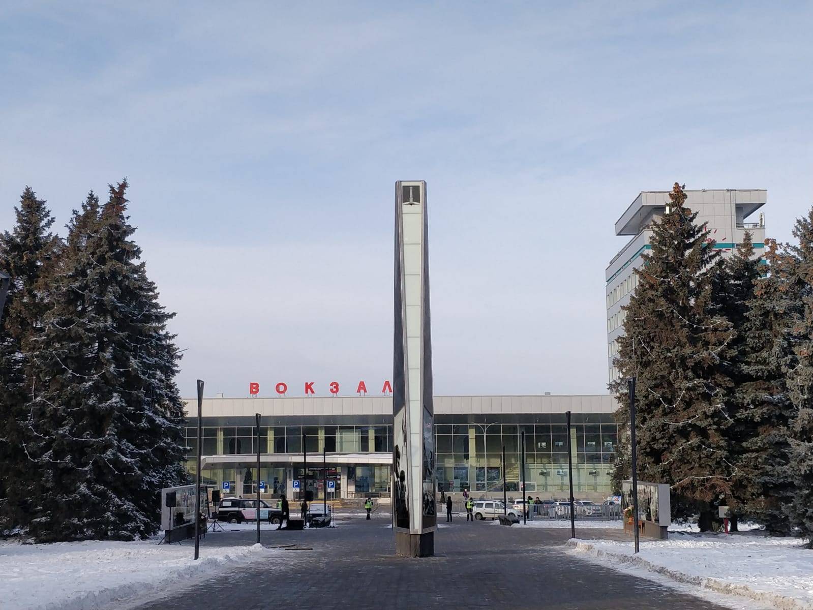 Стела "Ульяновск - Город трудовой доблести"